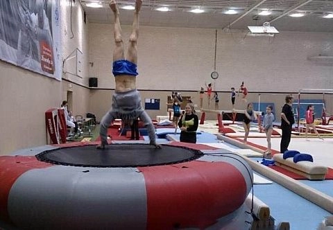 Надувной гимнастический круглый батут в 1 кольцо