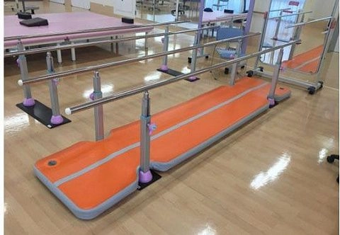 Надувной мат для реабилитации после травм, занятий ЛФК