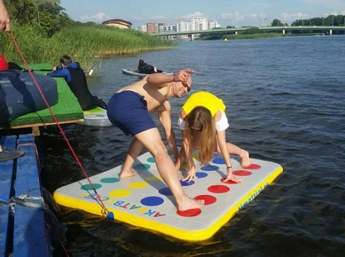 Акватвистер (надувной твистер для игры на воде)