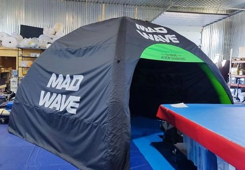 Шатер четырехопорный тентовый с герметичным пневмкаркасом и с вшитыми или со съёмными стенками