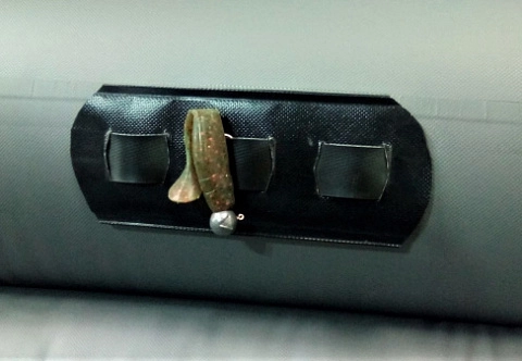 Держатель из ПВХ для рыболовных крючков, блесен и воблеров на надувную лодку, байдарку или каяк