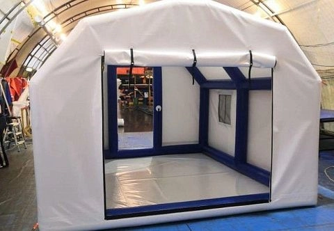 Подъемная бескаркасная дверь-штора для пневмокаркасной палатки