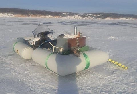 Комплект индивидуальных страховочных надувных баллонов безопасности для снегохода