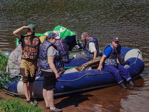 Ежегодный 3-х дневный водный поход команды молодых инвалидов Новгородской общественной организации ВОИ по реке Мста 