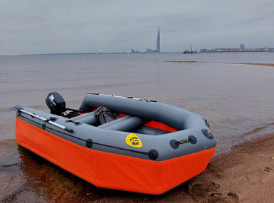 Инновация! Моторная лодка НДНД с ультрашироким кокпитом ГРОМ-335!