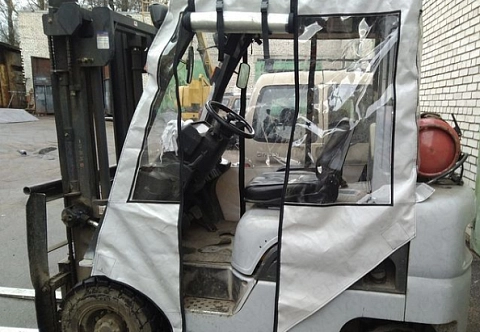 Защитный чехол (тент) из ПВХ на погрузчик