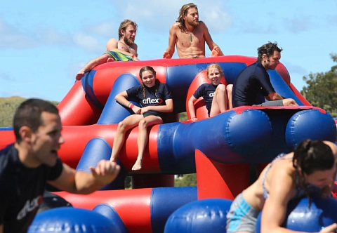 Надувной развлекательный аквапарк «Пирамида приключений»