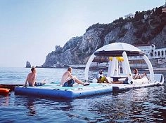 Фотография "MEGARAFT" - надувной причал-платформа для отдыха, купания и развлечений на воде из AIRDECK (DWF, DROP STITCH) ТаймТриал