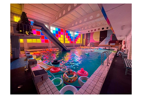 Надувная горка для бассейна