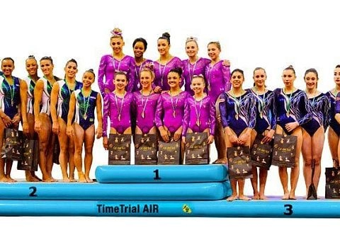 Надувной мобильный спортивный пьедестал почета, подиум для награждения. Многофункциональный