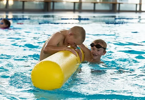 &quot;БРЕВНО&quot; - элемент для надувного аквапарка