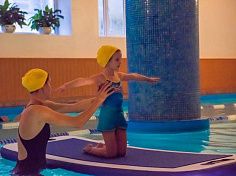 Фотография Надувной мобильный «ФитнесПлот» (акваплот) для занятий в бассейне из AIRDECK (DWF) ТаймТриал