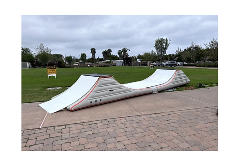 Надувная мобильная большая рампа для катания на скейтборде