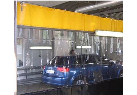 Штора для автосервисов, автомоек с прозрачной вставкой