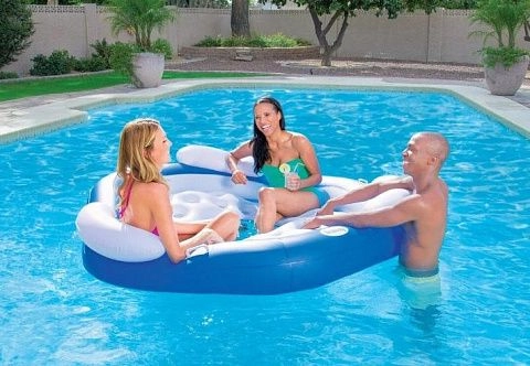 Надувной трехместный плот для отдыха и развлечений на воде