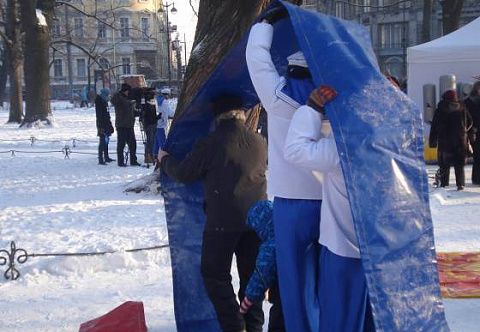 «Движущийся квадрат» или «гусеница» MAXI для праздников