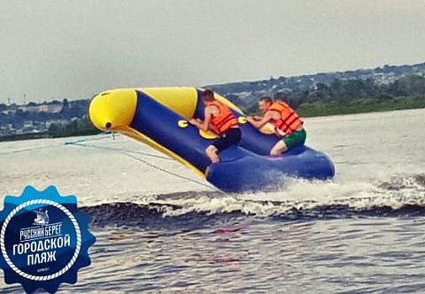 Водный аттракцион «Летающий Бэтмен» для пляжа