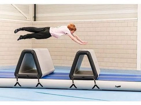 Надувная рампа для гимнастики и паркура 