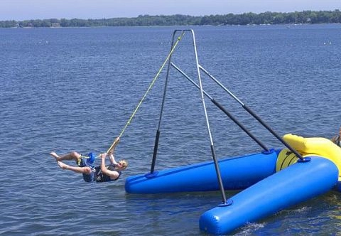 Надувные водные качели на резинке «Тарзано»