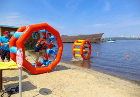 &quot;БЕЛИЧЬЕ КОЛЕСО&quot; - водный надувной командный аттракцион