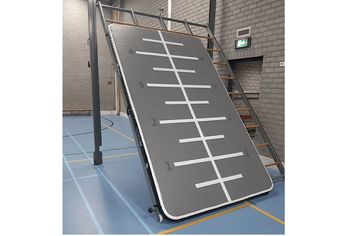 Надувной мат-стенка для тренировки Паркура и для трюков