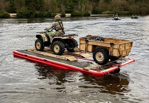 Плавучая надувная платформа (док) из AirDeck для авто, другой техники