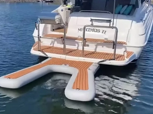 Надувной Y-причал (пирс, пристань) для катера