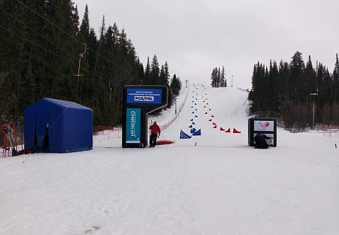 Мобильная надувная палатка для горнолыжных склонов