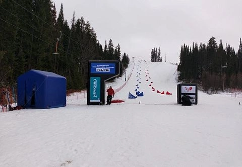 Мобильная надувная палатка для горнолыжных склонов