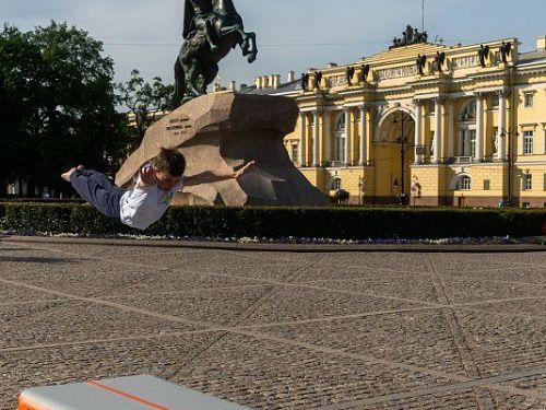 Спортивные изделия из ТПУ аирдека в центре Санкт-Петербурга