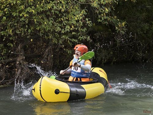 Чемпионат Ворота в Осень на р.Воря на пакрафтах Кайман