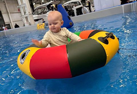 "ГНЕЗДО" - надувная бескамерная герметичная ватрушка "3 в 1" для катания по снегу, плаванию по воде, подвесные качели "ГНЕЗДО" - надувная бескамерная герметичная ватрушка "3 в 1" для катания по снегу, плаванию по воде, подвесные качели