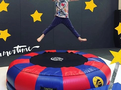 Надувной детский спортивный круглый многофункциональный батут