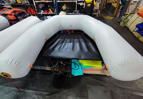 Комплект индивидуальных страховочных надувных баллонов безопасности для снегохода