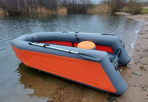 Моторная лодка НДНД с ультра-широким кокпитом ГРОМ-335