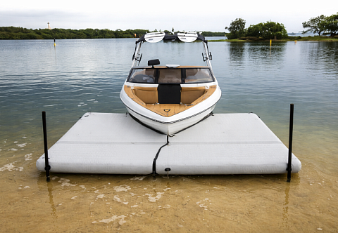 Надувной швартовый понтон (причал, пристань) длиной 4м для швартовки катера, лодки, яхты