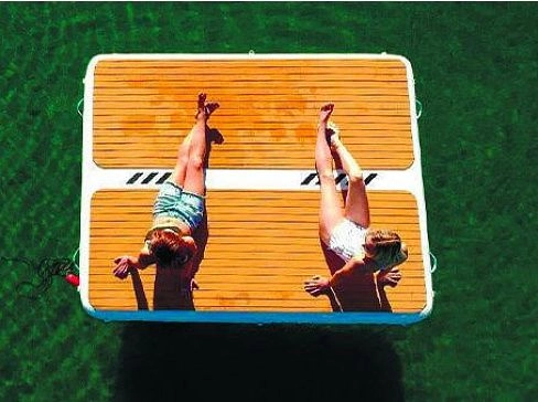 Надувная квадратная платформа для отдыха на воде