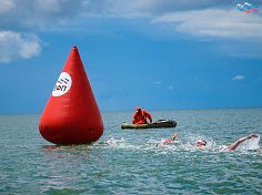 Фотография Надувной буй ПВХ для водных спортивных соревнований по рафтингу из ПВХ ТаймТриал