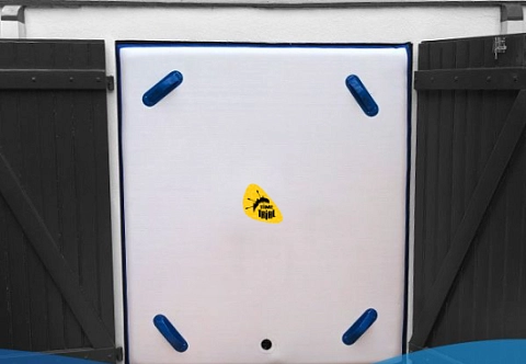 Надувной мобильный барьер от наводнения, потопа в доме (минидамба)