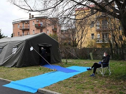 Пневмокаркасный комплекс для службы медицинского реагирования