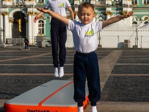 Спортивные изделия из ТПУ аирдека в центре Санкт-Петербурга