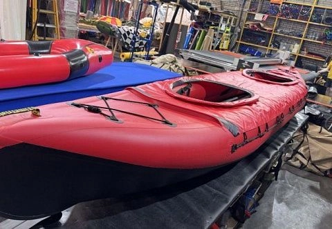 Фартук защитный из ПВХ на байдарку Вега-2