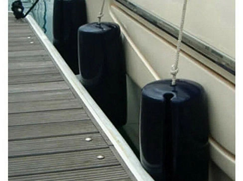 Надувной (пневматический) швартовой цилиндрический кранец из ПВХ для швартовки лодки, катера, яхты