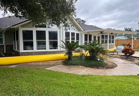 Водоналивной рукав (дамба) для защиты от наводнений, потопов