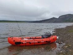 Фотография "ЧЕХОНЬ" - одноместный рыболовный надувной пакрафт-каяк из ТПУ из ткань ТПУ (TPU) 210D ТаймТриал