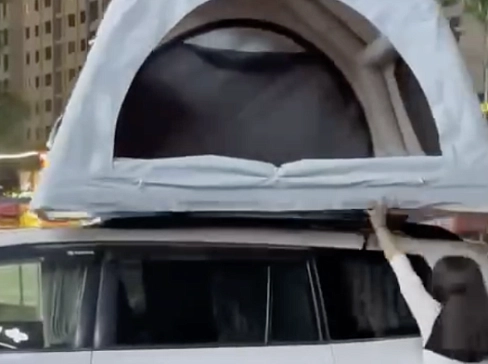 «МОДУЛЬ» — надувная универсальная мобильная палатка для автомобиля