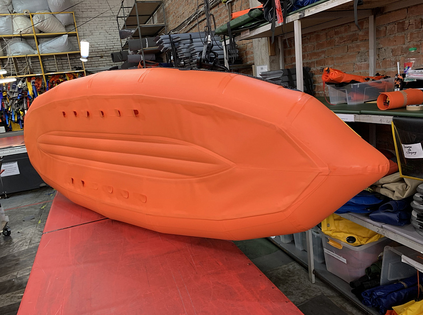 "ЭКШН-300" - одноместная надувная лодка ПВХ или ТПУ с надувным дном с самоотливом (НДНД) из ПВХ или ТПУ ТаймТриал