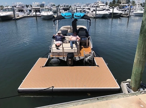 Надувной плот-палуба для катера с подвесным мотором