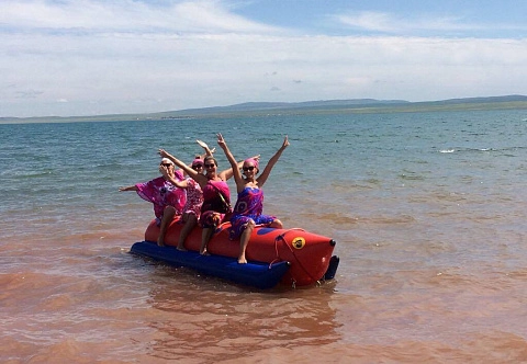 Буксируемый аттракцион надувной водный, зимний аттракцион Банан для катания по воде