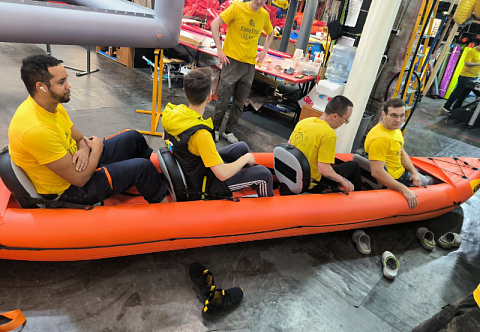 "ВЕГА-4" - семейная быстроходная надувная байдарка с надувным дном (трех, четырехместная) для водных походов, сплавов, морю. Штевневая